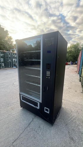Very large snack vending - large,