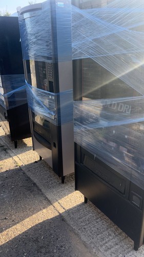 Combination vending machines